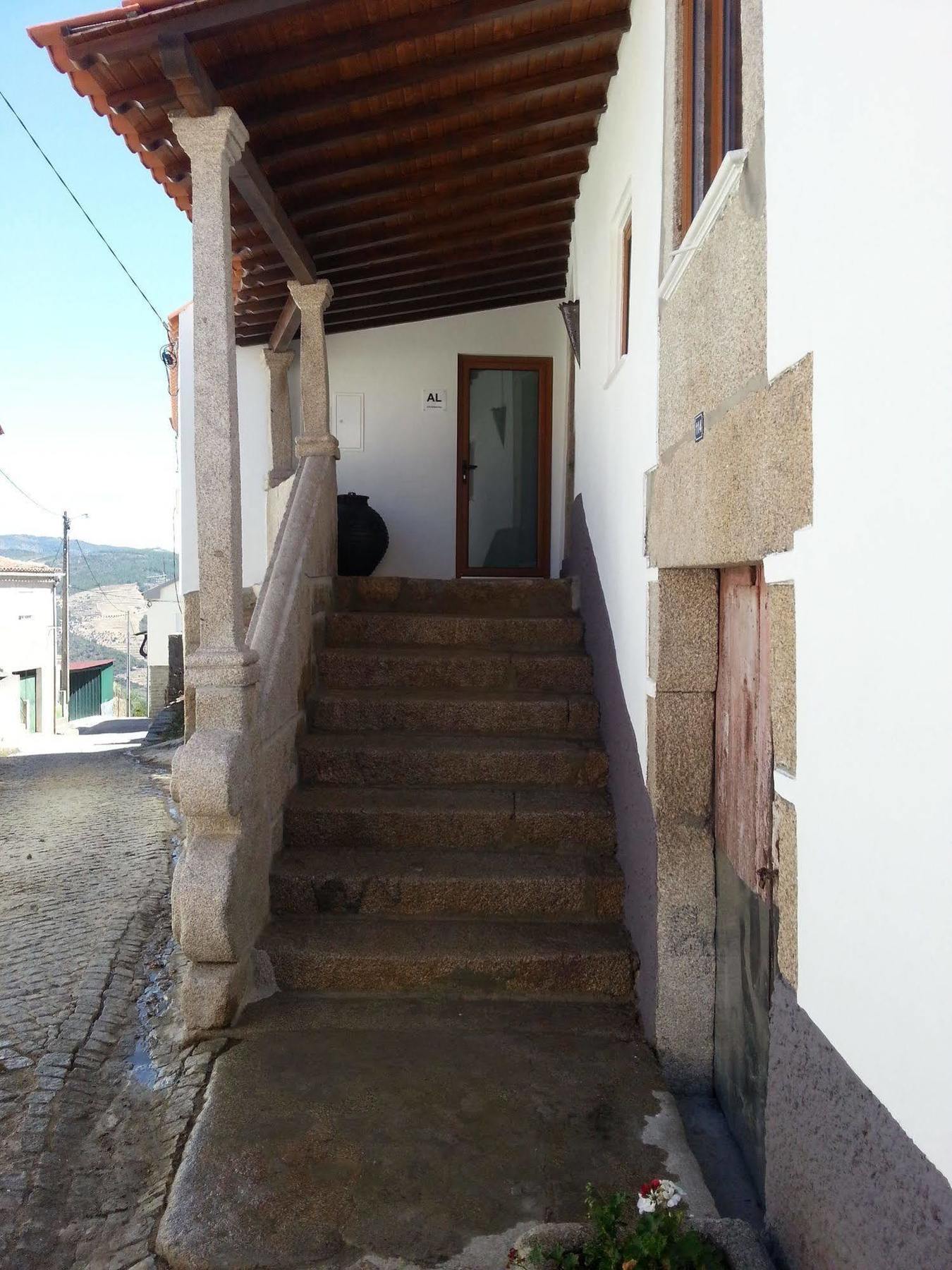 O Ze Ja Dormiu Aqui Celeiros Exterior foto
